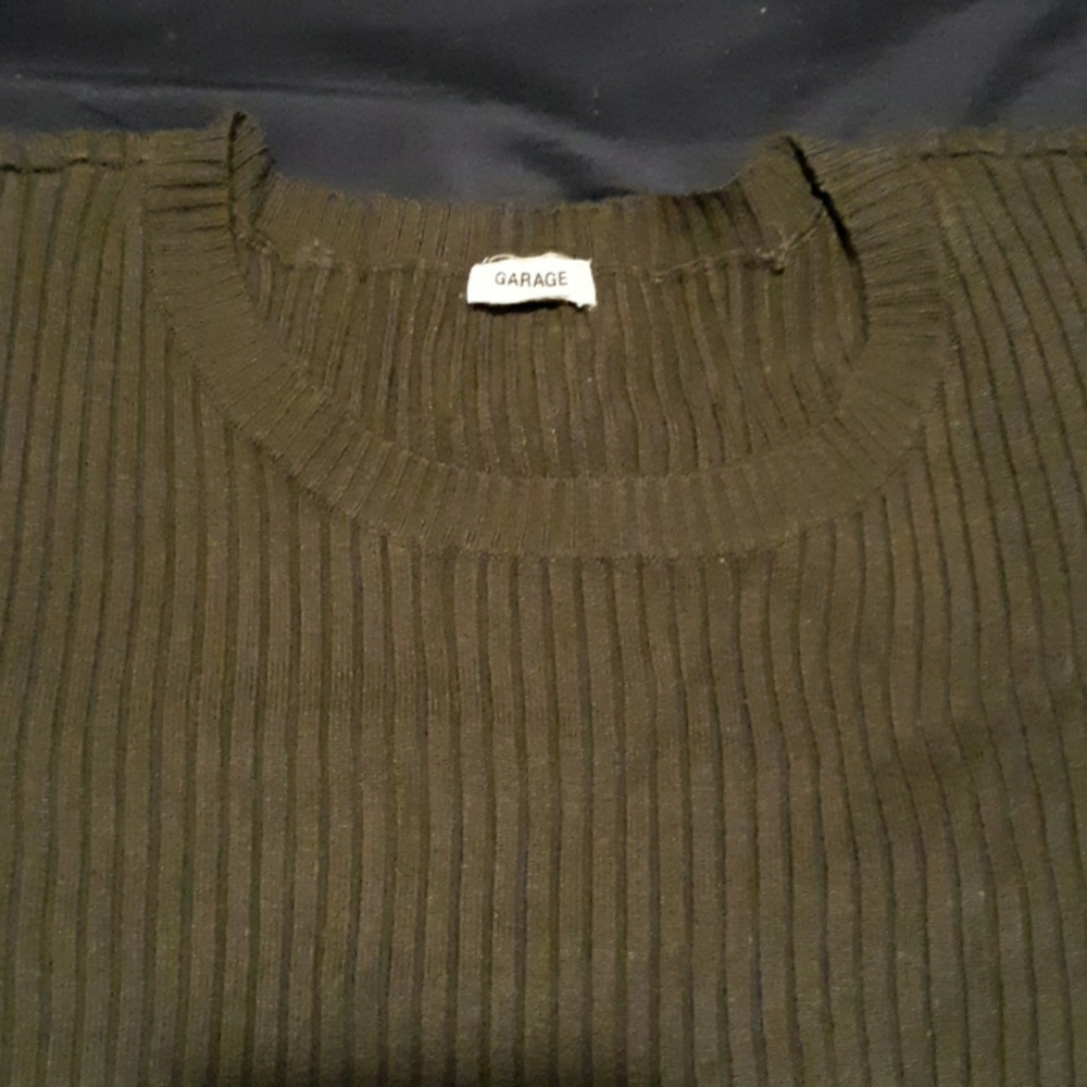 šLight sweaterš - Picture 2 of 4
